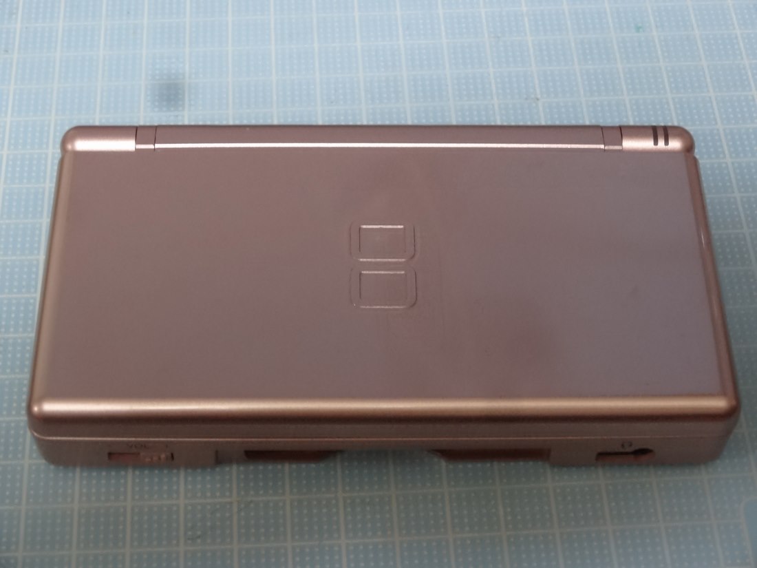 Console Nintendo DS Lite Rose Métallique (Metallic Rose) – Image 4